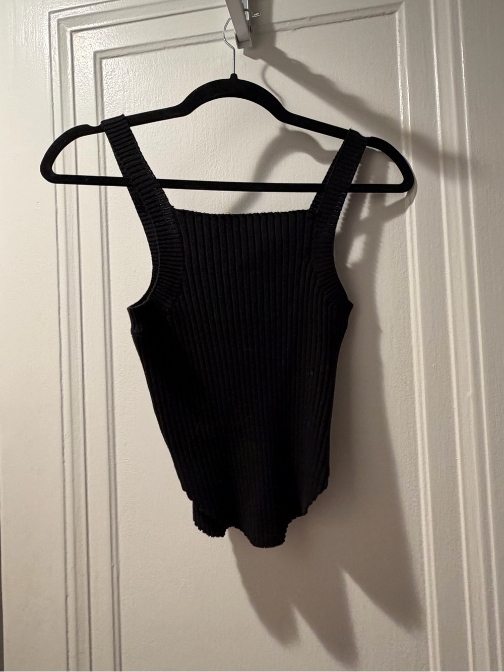 vestique Black Ribbed Square-Neck Tank